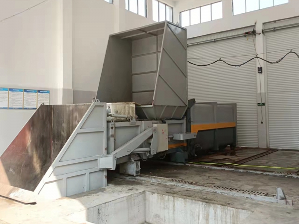 分體式水平壓縮垃圾站(后翻轉(zhuǎn)上料) 分體式水平壓縮垃圾站(后翻轉(zhuǎn)上料)